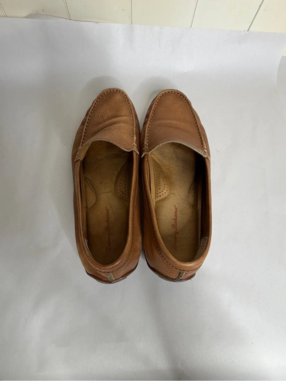 Tommy Bahama Orion Venetian Shoes  Brown Leather Slip On Loafers - Size 10